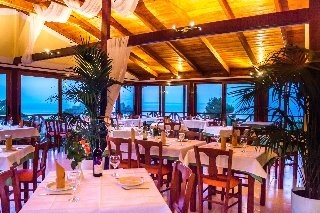 Imagen general del Apartamentos Sea View Village Estudios and. Foto 7