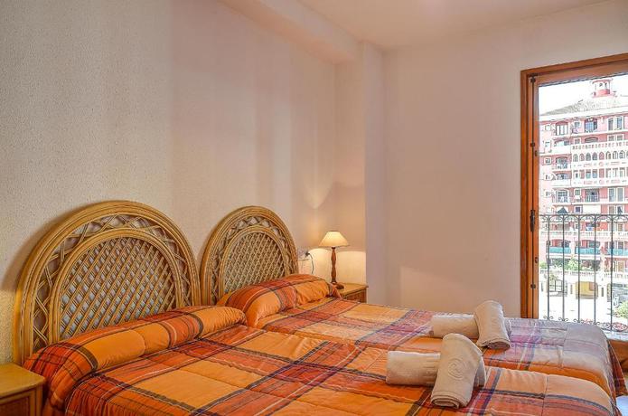 Imagen general del Apartamentos Sea You Apartamentos Valencia Port Saplaya. Foto 6