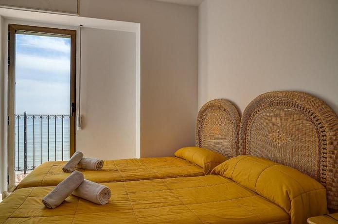 Imagen general del Apartamentos Sea You Apartamentos Valencia Port Saplaya. Foto 13