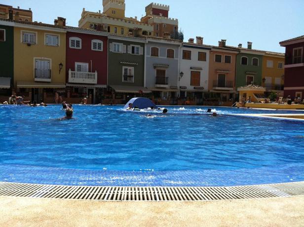 Imagen general del Apartamentos Sea You Apartamentos Valencia Port Saplaya. Foto 18