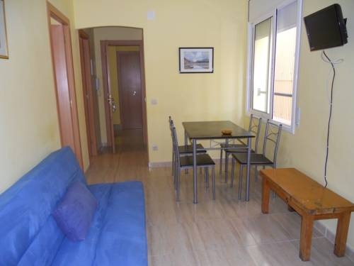 Imagen general del Apartamentos Senia, Lloret de Mar. Foto 6