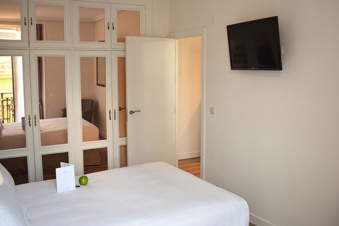 Imagen de la habitación del Apartamentos Sercotel Apartamentos Europa. Foto 8
