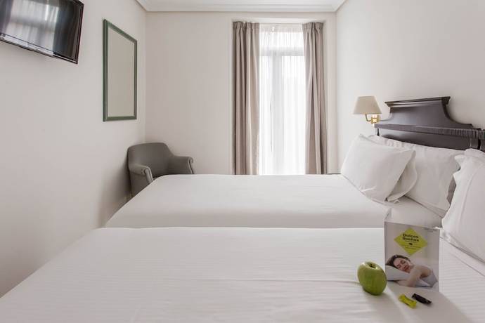 Imagen de la habitación del Apartamentos Sercotel Apartamentos Europa. Foto 9