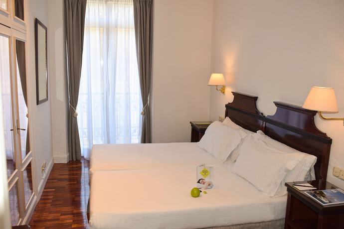 Imagen de la habitación del Apartamentos Sercotel Apartamentos Europa. Foto 16