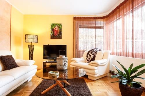 Imagen general del Apartamentos Serena Suites Serviced. Foto 16