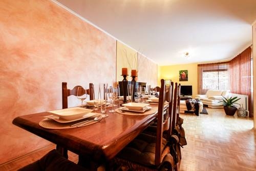 Imagen general del Apartamentos Serena Suites Serviced. Foto 20