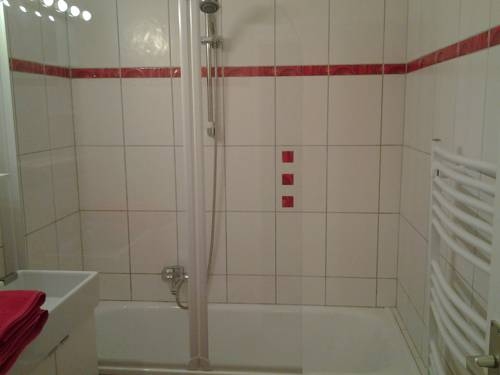 Imagen de la habitación del Apartamentos Serena Suites Serviced. Foto 58