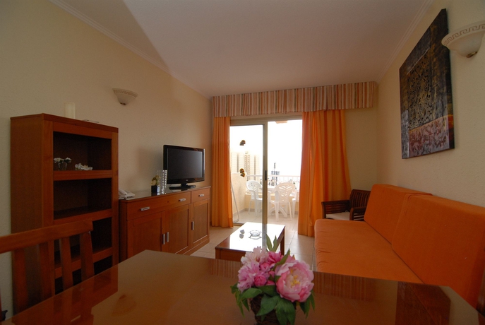 Imagen de los interiores del Apartamentos Servatur Caribe. Foto 11