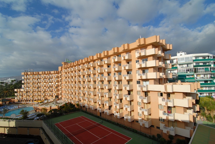 Imagen de los exteriores del Apartamentos Servatur Caribe. Foto 10