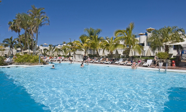 Imagen de la piscina del Apartamentos Servatur Eden & Buganvillas. Foto 15