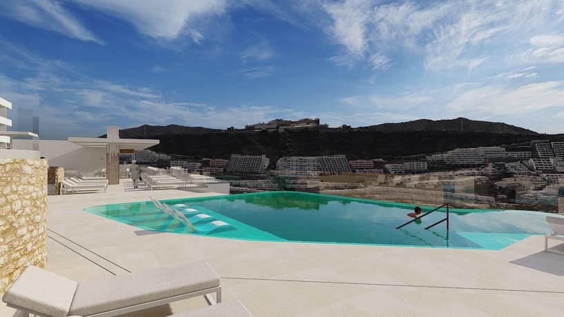 Imagen de la piscina del Apartamentos Servatur Hartaguna - Adults Only. Foto 17