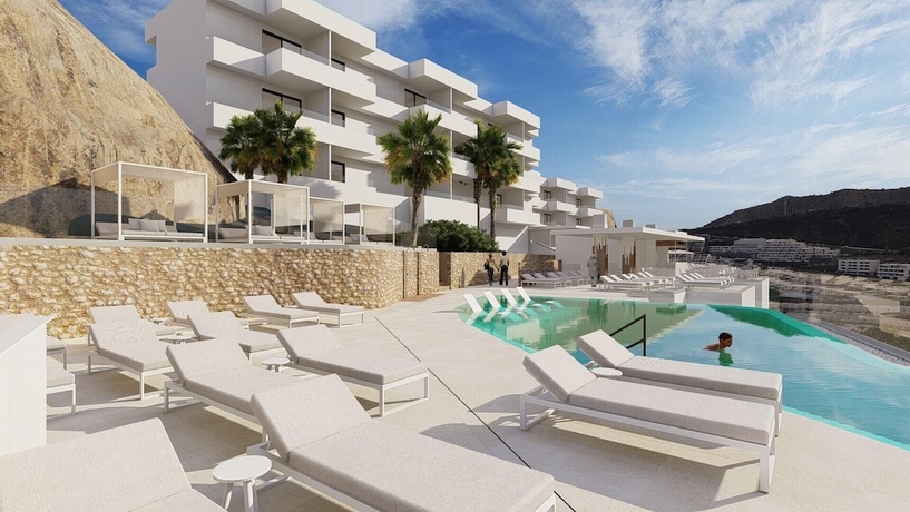 Imagen de la piscina del Apartamentos Servatur Hartaguna - Adults Only. Foto 18