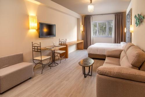 Imagen de la habitación del Apartamentos Sevilla Este. Foto 6