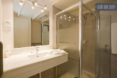 Imagen de la habitación del Apartamentos Sevilla Home Center. Foto 4