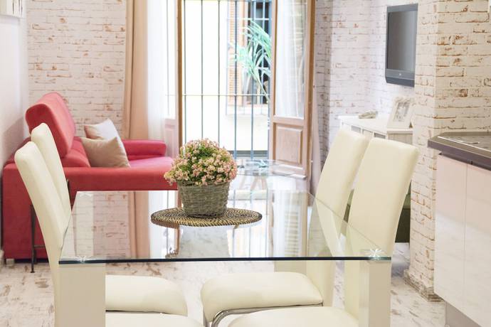 Imagen de la habitación del Apartamentos Sevilla Palace, Sevilla. Foto 9