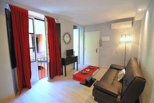 Imagen general del Apartamentos Sevilla Rental. Foto 12
