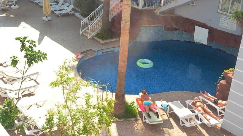 Imagen de la piscina del Apartamentos Side Nossa Hotel. Foto 16