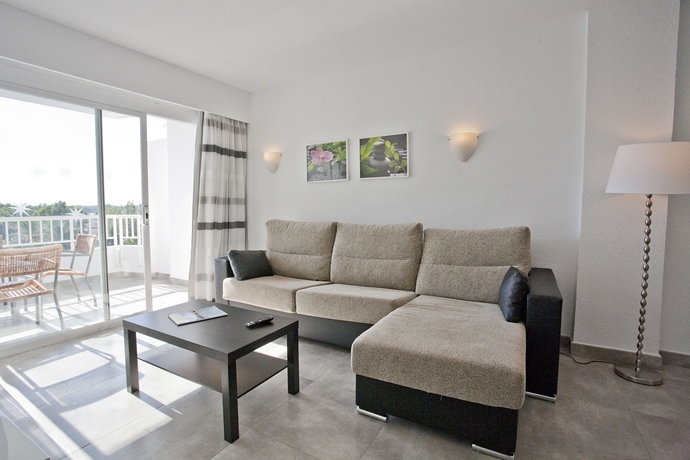 Imagen de los interiores del Apartamentos Siesta I. Foto 14