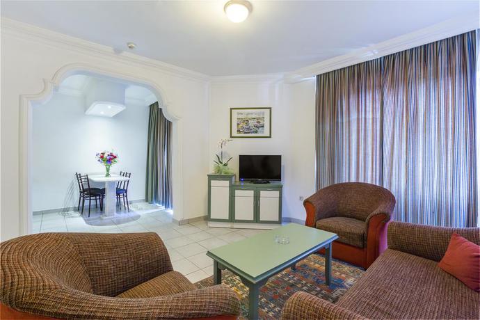Imagen general del Apartamentos Sifalar. Foto 4