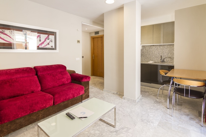 Imagen de la habitación del Apartamentos Signa Gascons. Foto 18