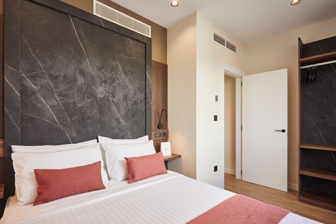 Imagen de la habitación del Apartamentos Silken Fontibre Iberia Spa. Foto 3