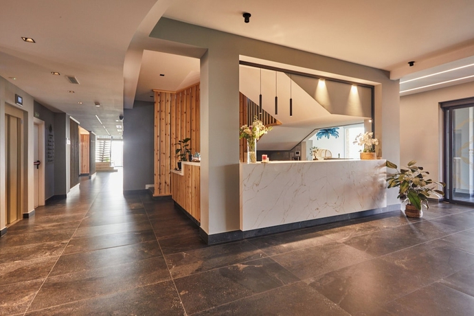 Imagen de los interiores del Apartamentos Silken Fontibre Iberia Spa. Foto 19