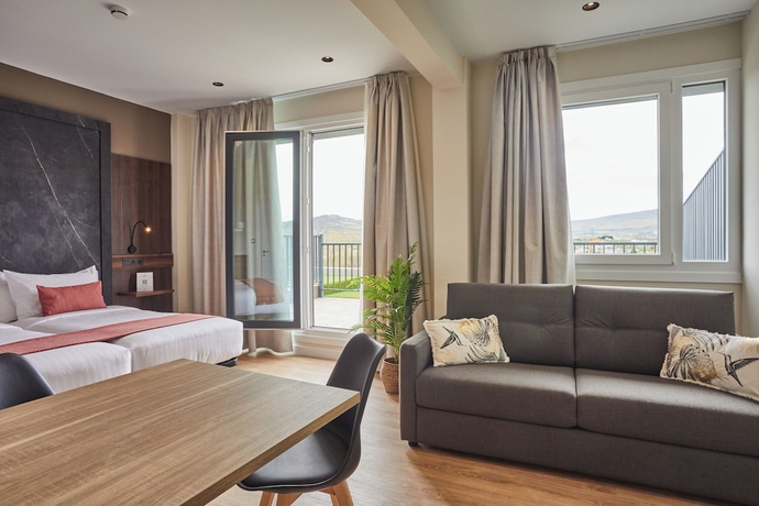 Imagen de la habitación del Apartamentos Silken Fontibre Iberia Spa. Foto 17