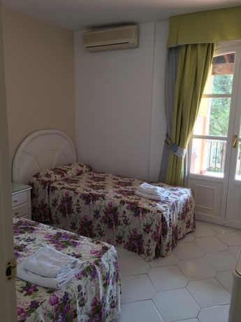 Imagen de la habitación del Apartamentos Silken Playa De Toro. Foto 12