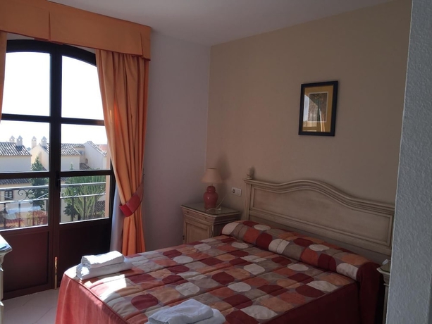 Imagen de la habitación del Apartamentos Silken Playa De Toro. Foto 13