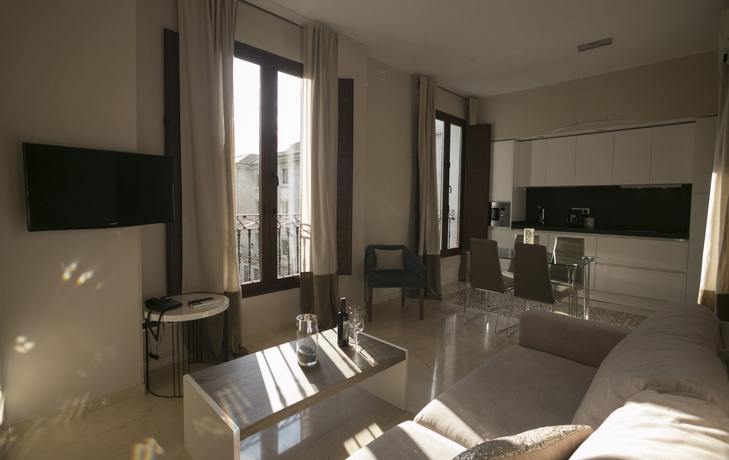 Imagen de los interiores del Apartamentos Siloe Plaza. Foto 10