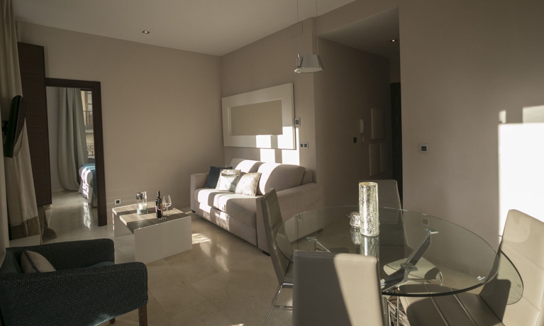 Imagen de la habitación del Apartamentos Siloe Plaza. Foto 6