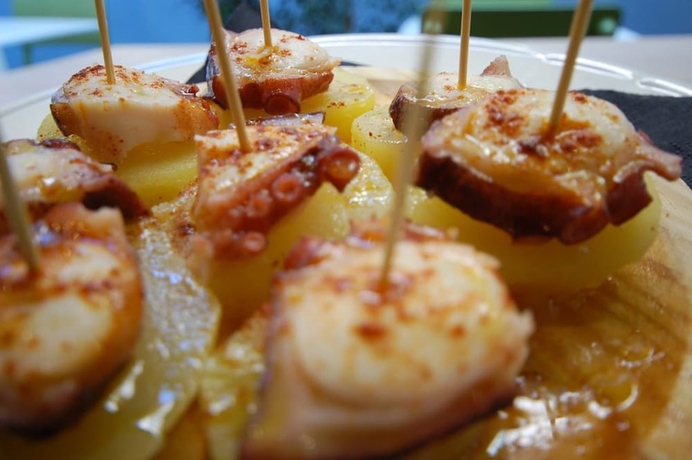 Imagen del bar/restaurante del Apartamentos Sitges, Sitges. Foto 3