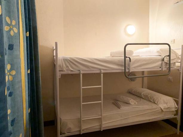 Imagen de los interiores del Apartamentos Sky 3000. Foto 13