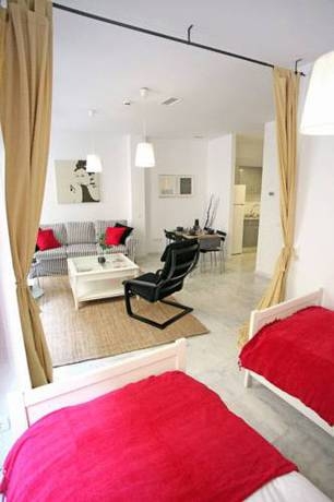 Imagen general del Apartamentos Sleepin Sevilla. Foto 12