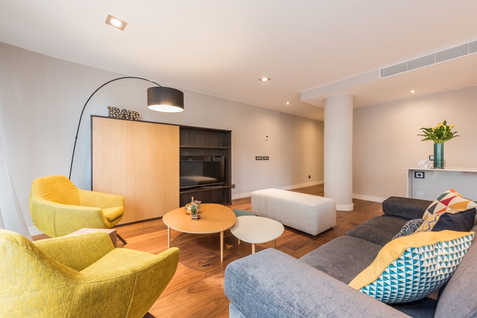 Imagen de los interiores del Apartamentos SmartRental Collection Centric II. Foto 16