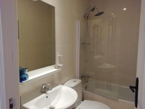 Imagen de la habitación del Apartamentos SmartRental Gran Via 47. Foto 15