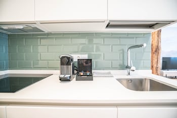 Imagen de la habitación del Apartamentos Smartr Madrid Gran V&iacute;a Apartments. Foto 12