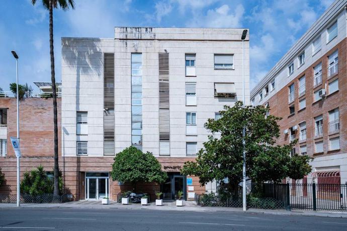 Imagen general del Apartamentos Smartr Sevilla Puente de Triana. Foto 1