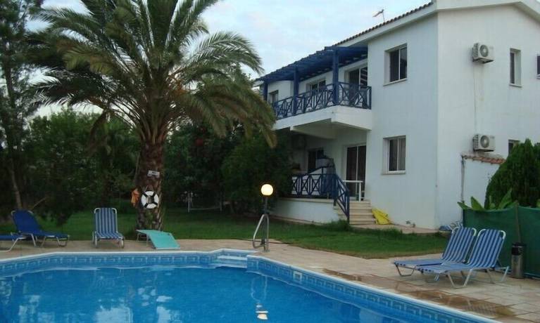 Imagen de la piscina del Apartamentos Socrates, Neo Chorio. Foto 15