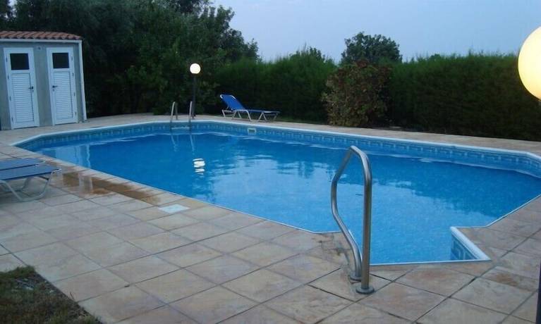 Imagen de la piscina del Apartamentos Socrates, Neo Chorio. Foto 17