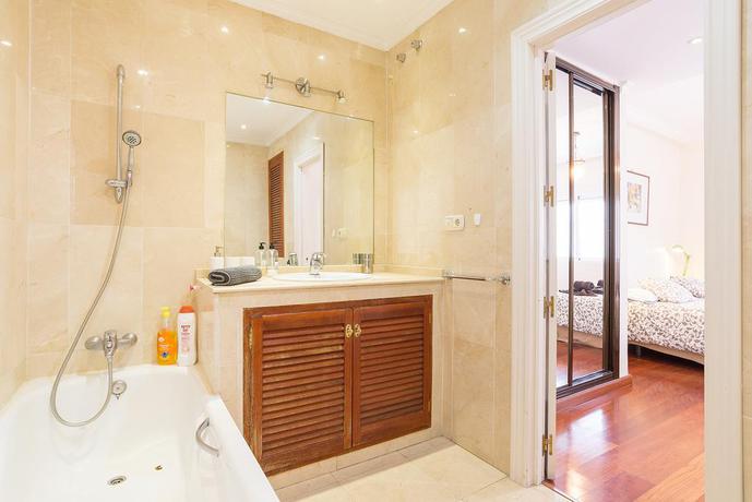 Imagen de la habitación del Apartamentos Soho Centro 3 Dormitorios. Foto 3