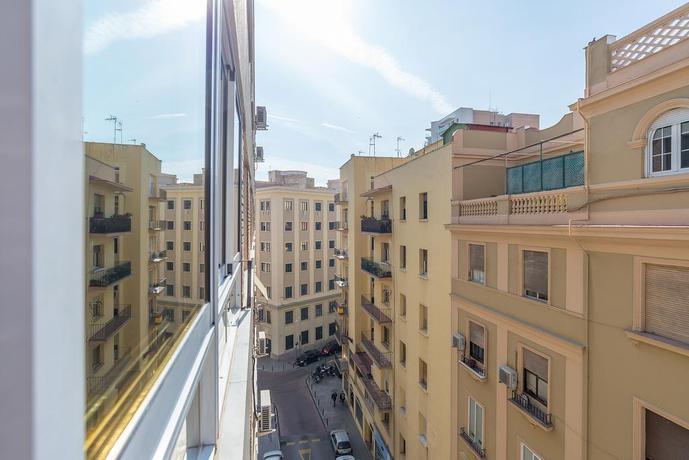 Imagen de los exteriores del Apartamentos Soho Centro 3 Dormitorios. Foto 14