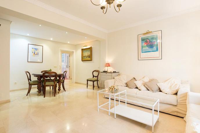 Imagen de la habitación del Apartamentos Soho Centro 3 Dormitorios. Foto 10