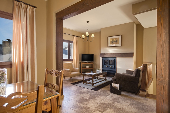 Imagen de los interiores del Apartamentos Sol Blanheu. Foto 11