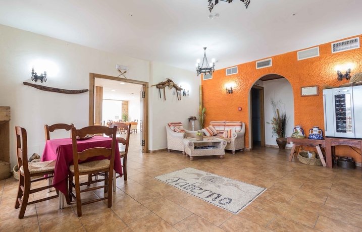 Imagen de los interiores del Apartamentos Sol De Taberno. Foto 19