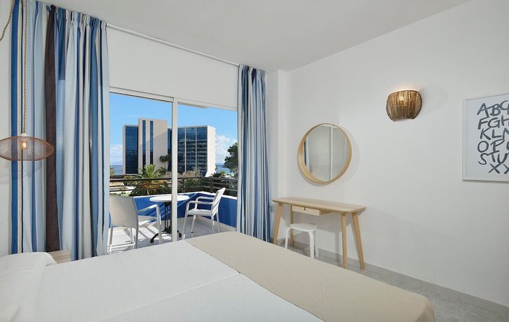 Imagen de la habitación del Apartamentos Sol Lunamar Palmanova – Adults Only. Foto 13