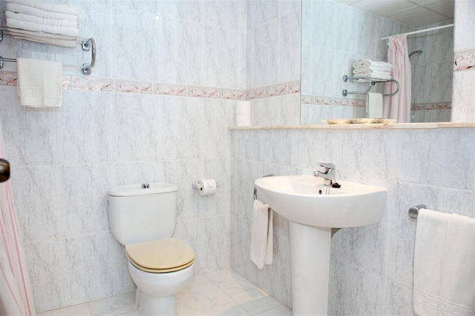 Imagen de la habitación del Apartamentos Sol Romántica By Dot Suites. Foto 5