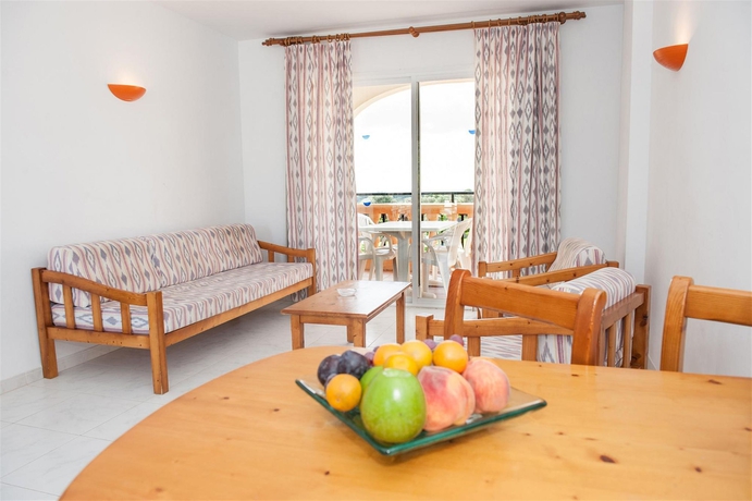 Imagen de la habitación del Apartamentos Sol Romántica By Dot Suites. Foto 7