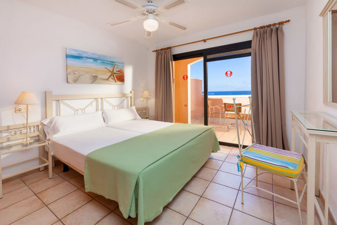 Imagen de la habitación del Apartamentos Sol Sun Beach. Foto 5