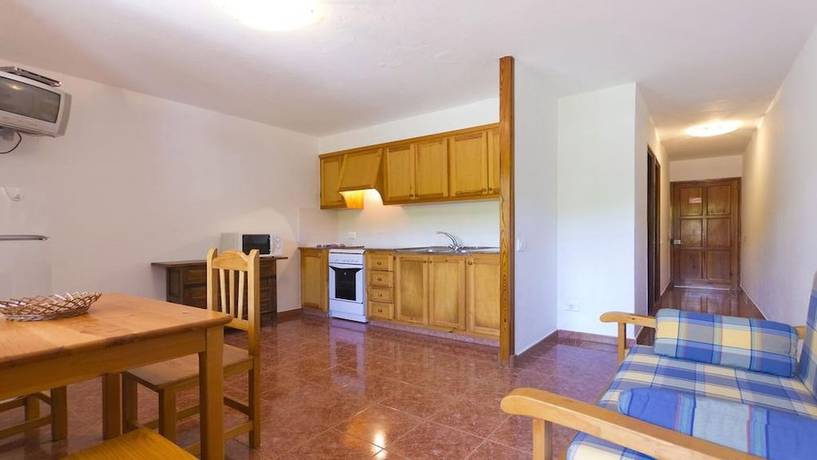 Imagen de la habitación del Apartamentos Sol Y Mar Menorca. Foto 2